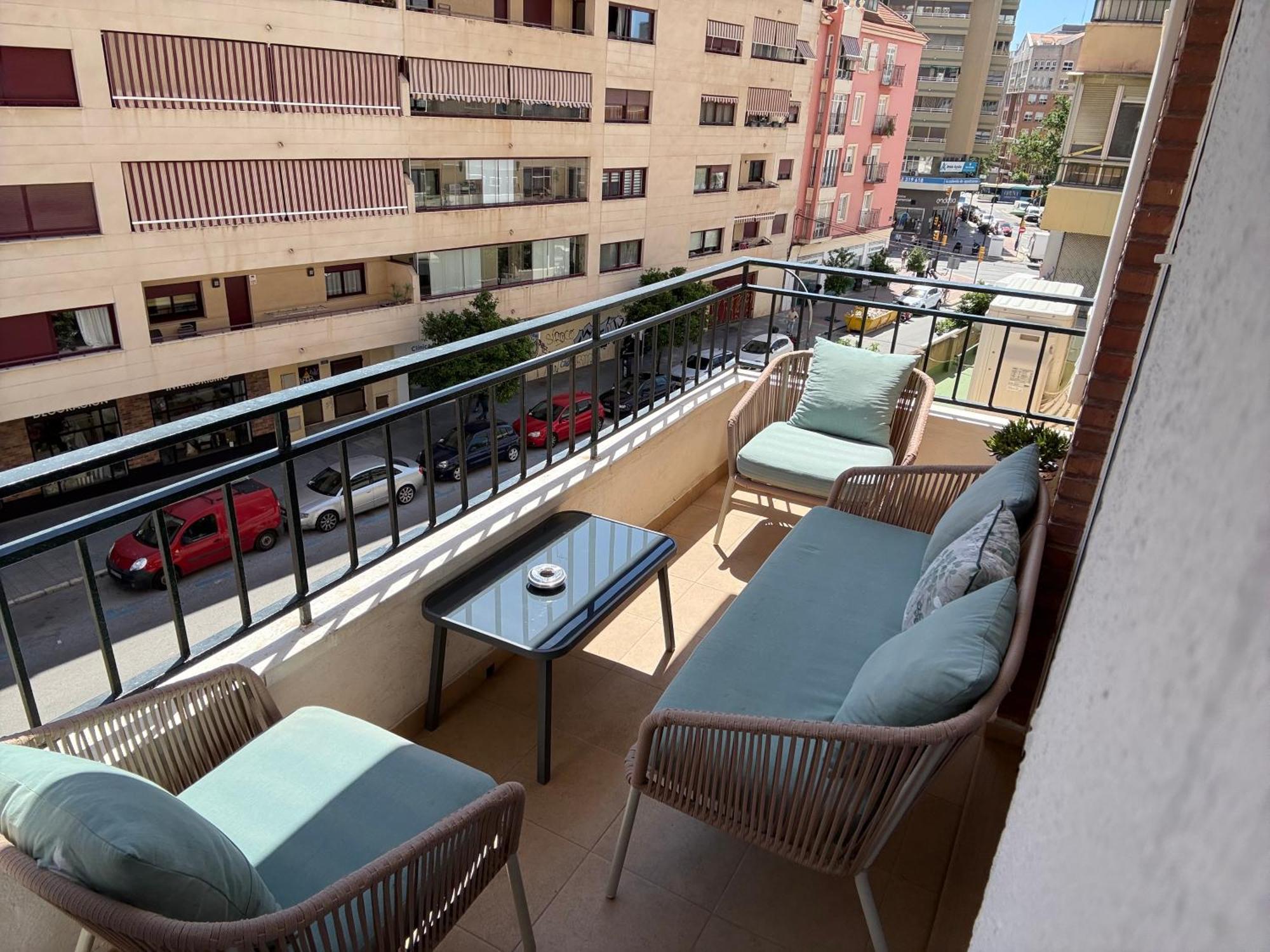 Galvez Flat, At Principal Railway Station In Malaga Apartment Bagian luar foto